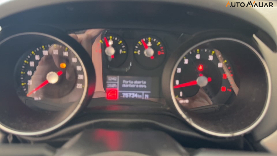 FIAT PUNTO 1.6 ESSENCE 16V FLEX 4P AUTOMATIZADO