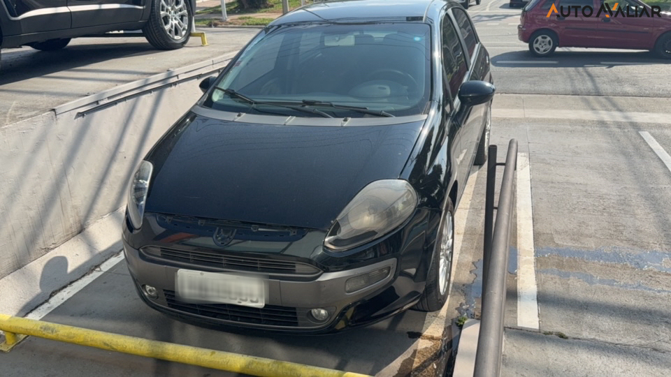 FIAT PUNTO 1.6 ESSENCE 16V FLEX 4P AUTOMATIZADO