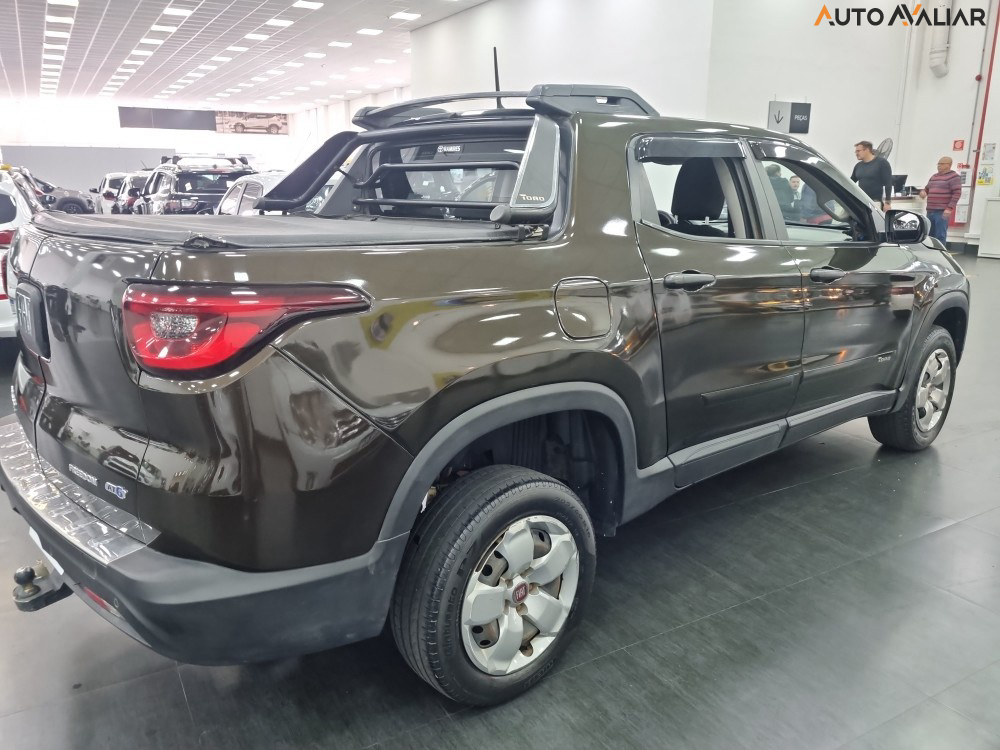FIAT TORO 1.8 16V EVO FLEX FREEDOM AT6