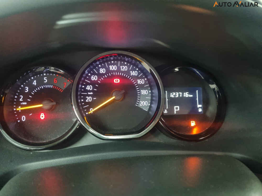 RENAULT SANDERO 1.6 16V SCE FLEX ZEN AUTOMATICO