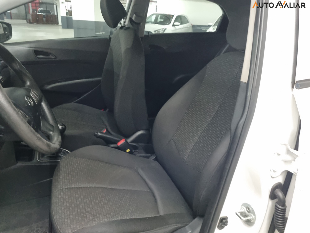 HYUNDAI HB20 1.0 COMFORT 12V FLEX 4P MANUAL