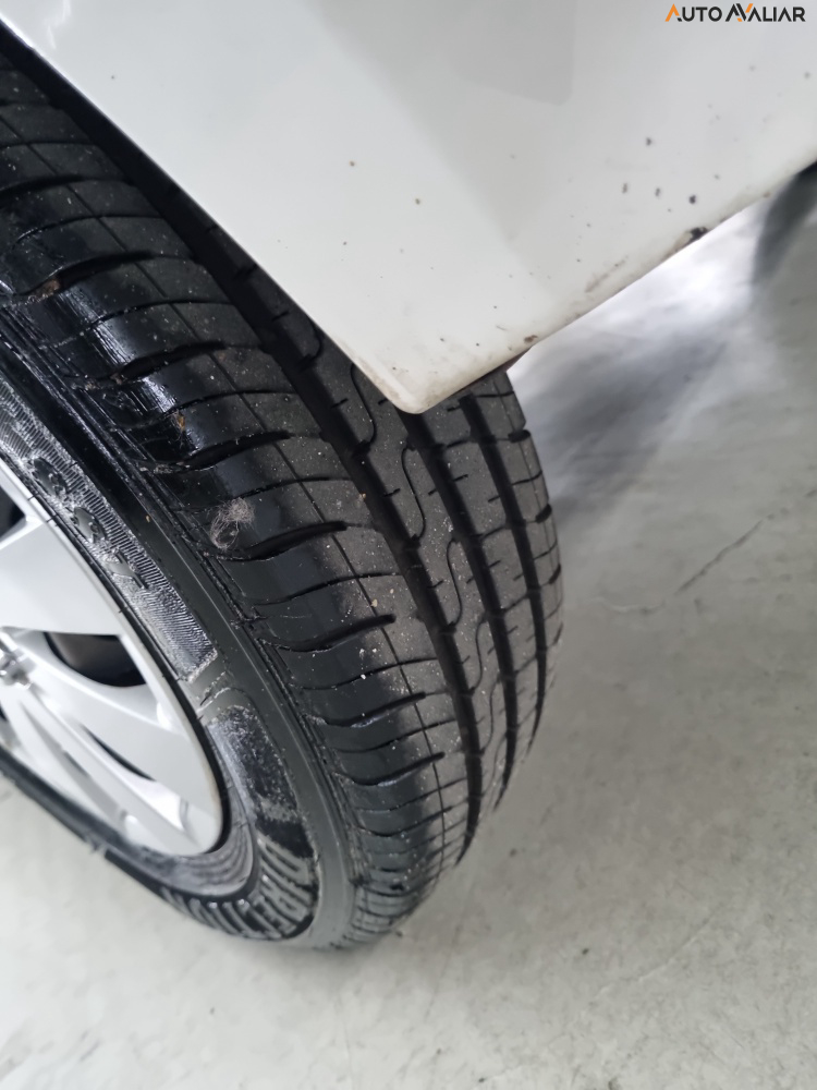 HYUNDAI HB20 1.0 COMFORT 12V FLEX 4P MANUAL