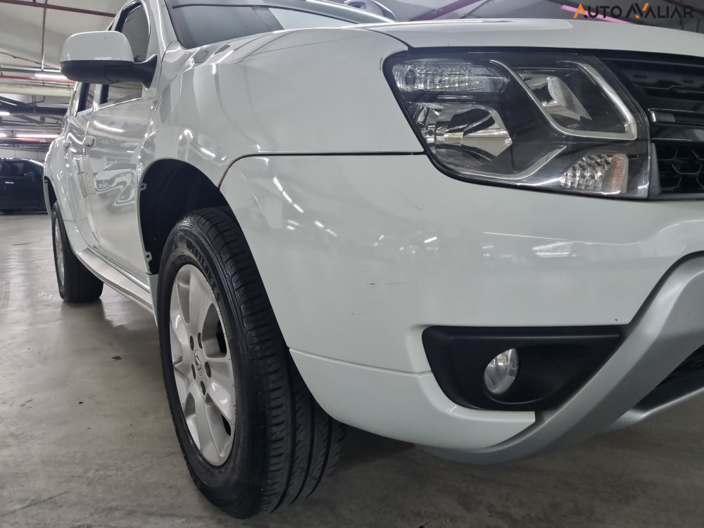RENAULT DUSTER 2.0 DYNAMIQUE 4X2 16V FLEX 4P AUTOMATICO