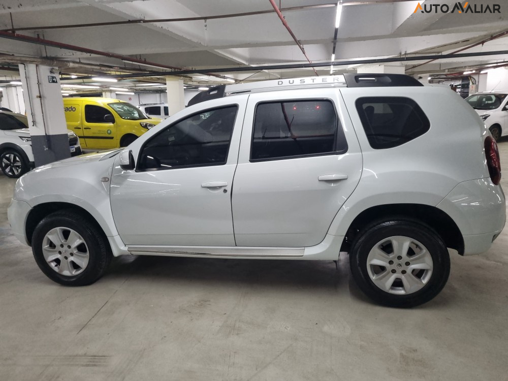 RENAULT DUSTER 2.0 DYNAMIQUE 4X2 16V FLEX 4P AUTOMATICO