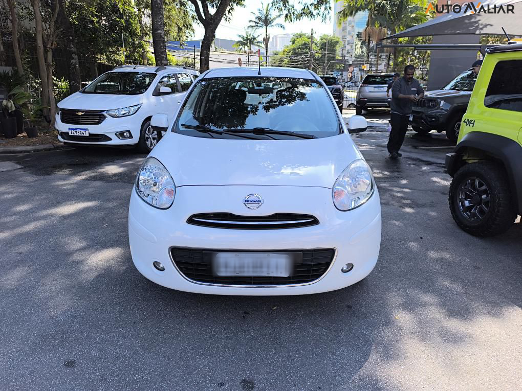 NISSAN NEW MARCH SV 1.6 16V