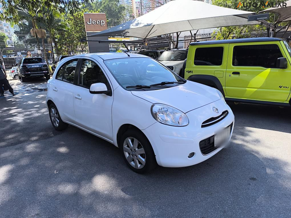 NISSAN NEW MARCH SV 1.6 16V