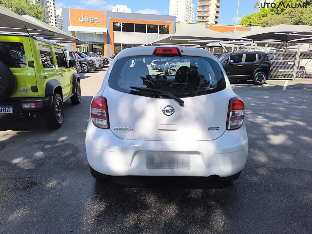 NISSAN NEW MARCH SV 1.6 16V
