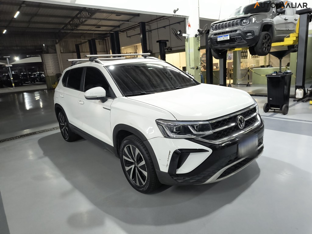 VOLKSWAGEN TAOS 1.4 250 TSI TOTAL FLEX HIGHLINE AUTOMÁTICO