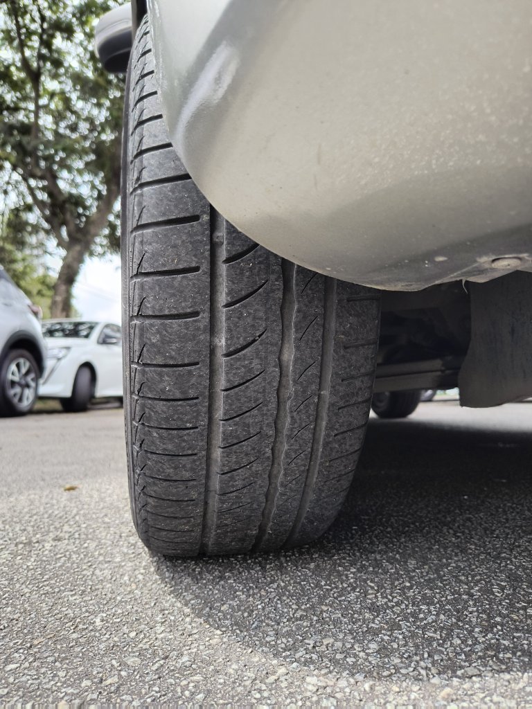 VOLKSWAGEN FOX 1.6 MI 8V FLEX 4P MANUAL