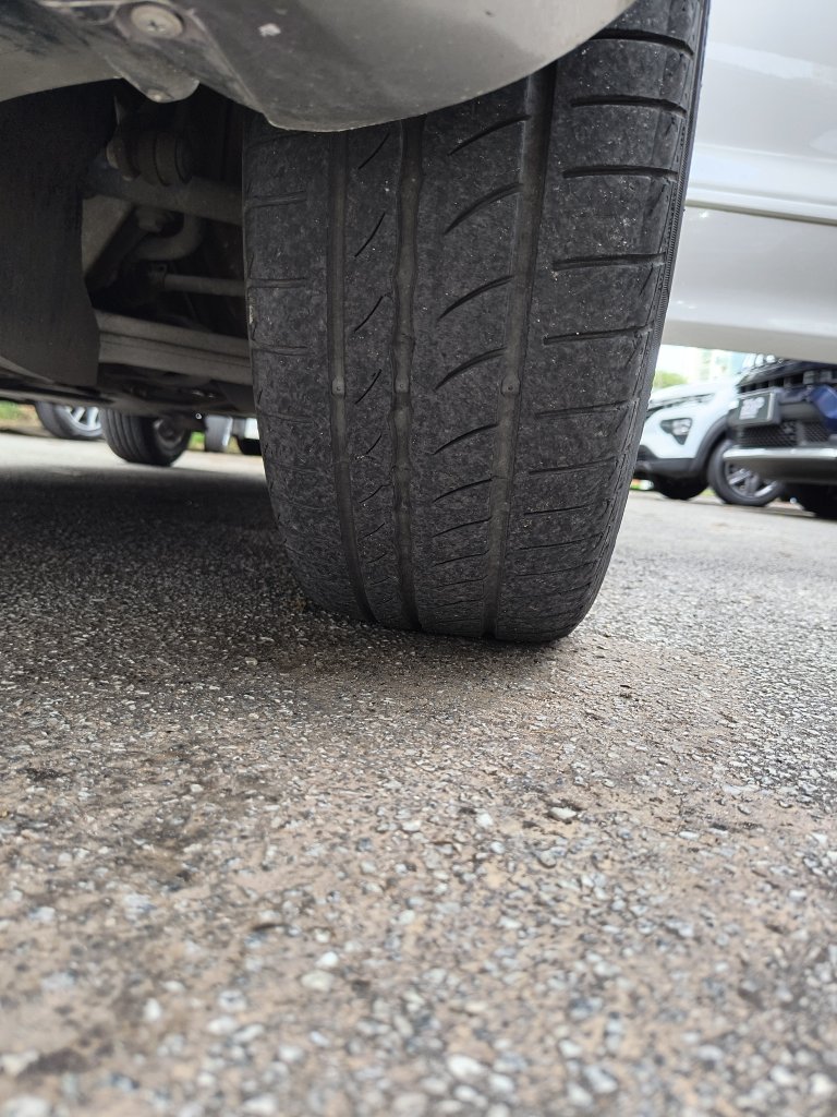 VOLKSWAGEN FOX 1.6 MI 8V FLEX 4P MANUAL