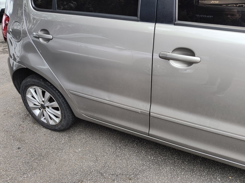 VOLKSWAGEN FOX 1.6 MI 8V FLEX 4P MANUAL