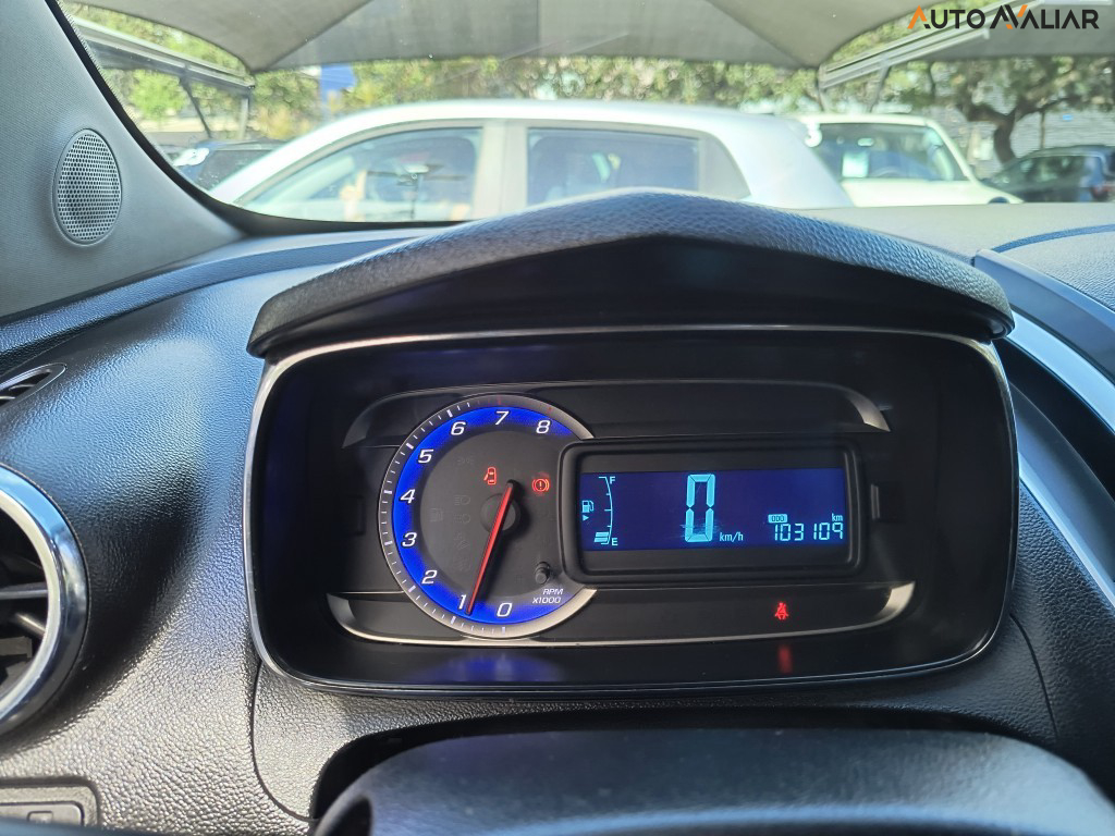 CHEVROLET TRACKER 1.8 MPFI FREERIDE 4X2 16V FLEX 4P MANUAL