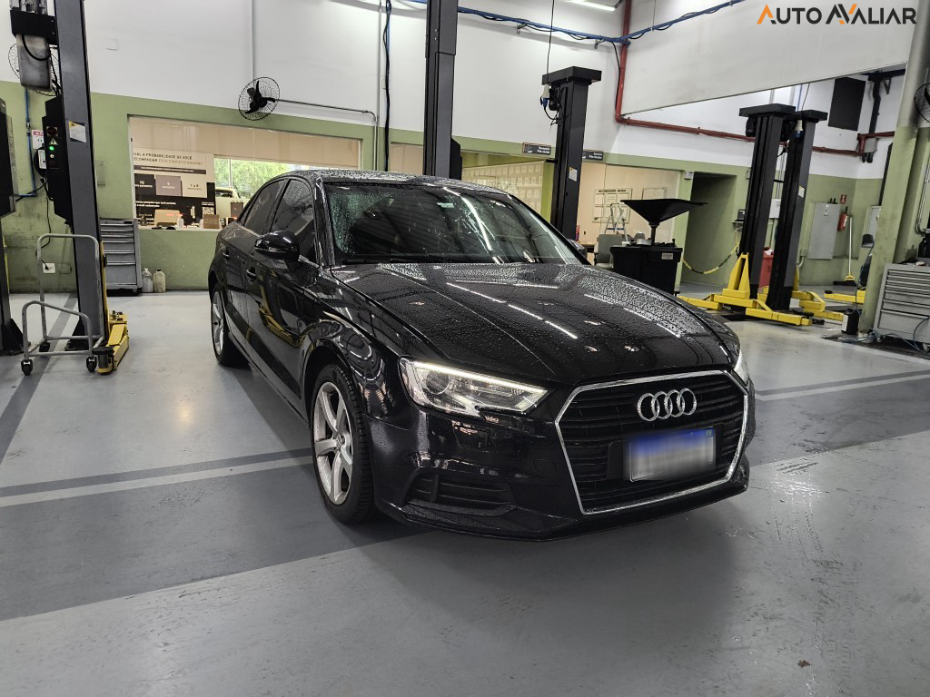 AUDI A3 1.4 TFSI SEDAN AMBIENTE 16V FLEX 4P TIPTRONIC