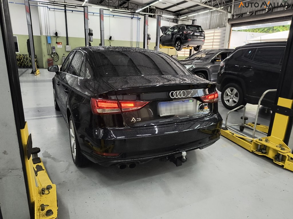 AUDI A3 1.4 TFSI SEDAN AMBIENTE 16V FLEX 4P TIPTRONIC