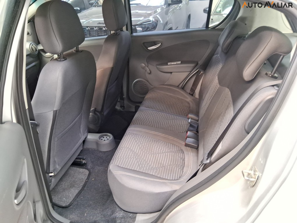 FIAT PALIO 1.0 MPI ATTRACTIVE 8V FLEX 4P MANUAL