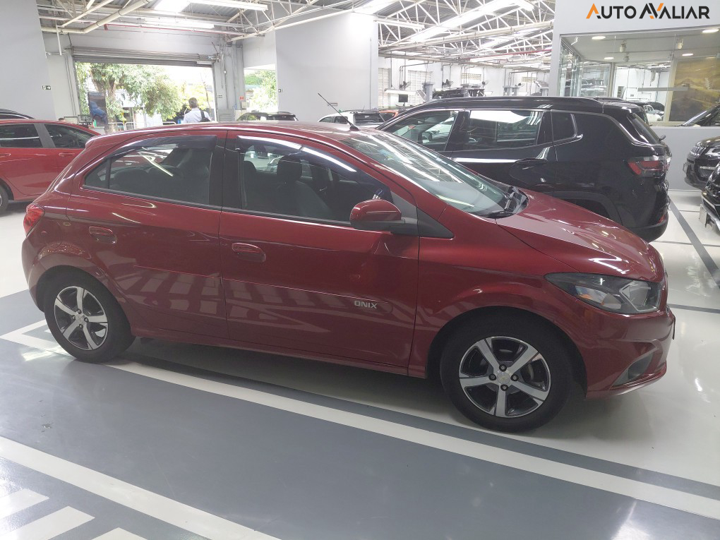 CHEVROLET ONIX 1.4 MPFI LTZ 8V FLEX 4P AUTOMATICO