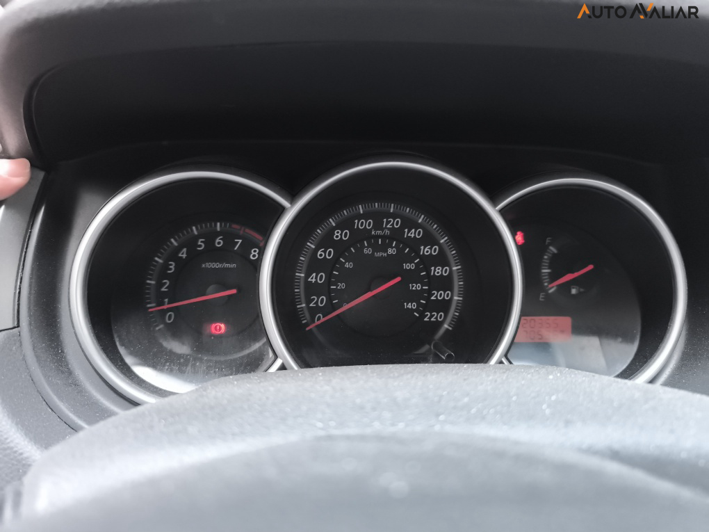 NISSAN TIIDA 1.8 SEDAN 16V FLEX 4P MANUAL