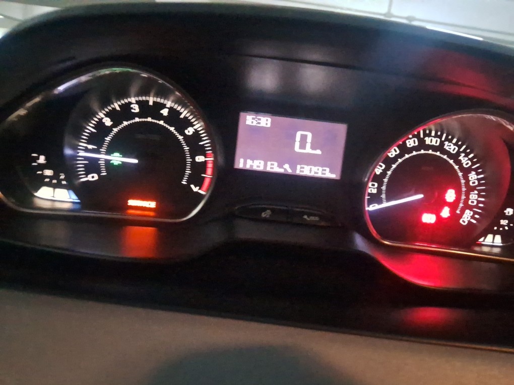 PEUGEOT 208 1.5 ALLURE 8V FLEX 4P MANUAL