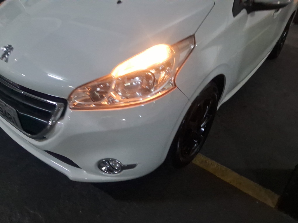 PEUGEOT 208 1.5 ALLURE 8V FLEX 4P MANUAL