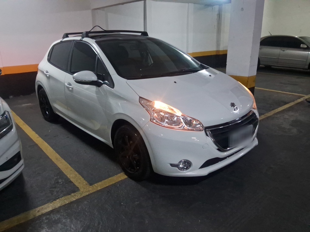 PEUGEOT 208 1.5 ALLURE 8V FLEX 4P MANUAL