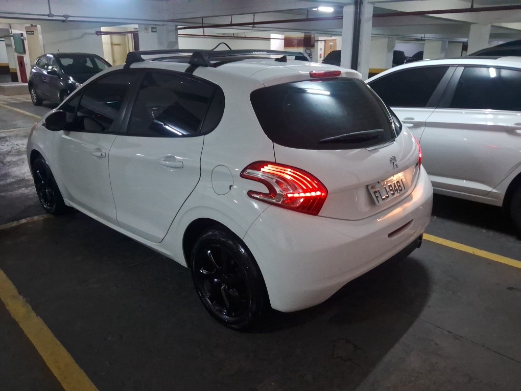 PEUGEOT 208 1.5 ALLURE 8V FLEX 4P MANUAL