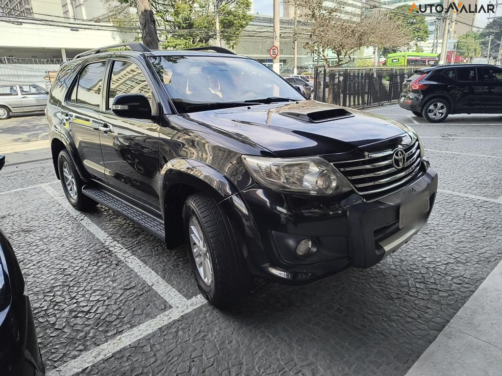 TOYOTA HILUX SW4 3.0 SRV 4X4 16V TURBO INTERCOOLER DIESEL 4P AUTOMATICO