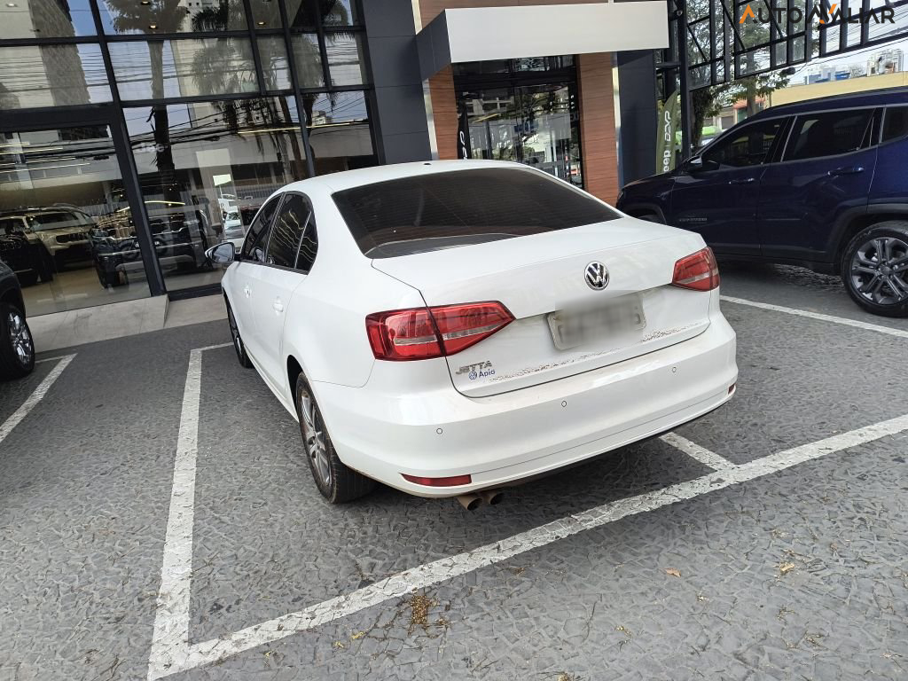 VOLKSWAGEN JETTA 2.0 COMFORTLINE FLEX 4P TIPTRONIC