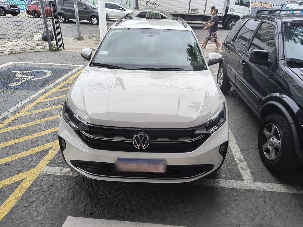 VOLKSWAGEN NIVUS 1.0 200 TSI TOTAL FLEX COMFORTLINE AUTOMÁTICO