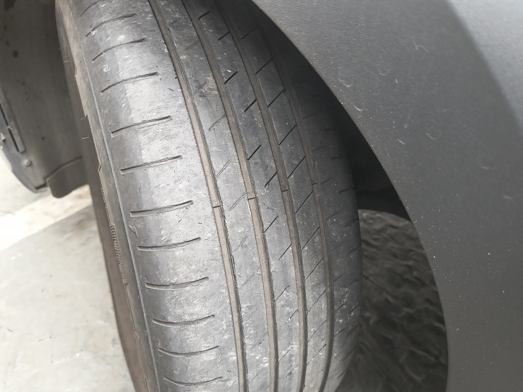 VOLKSWAGEN NIVUS 1.0 200 TSI TOTAL FLEX COMFORTLINE AUTOM&Aacute;TICO