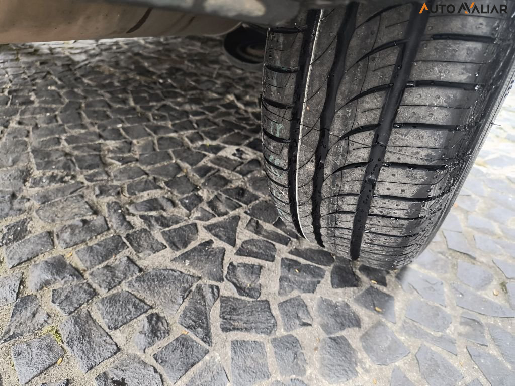 NISSAN KICKS 1.6 EXCLUSIVE 16V FLEX AUT.