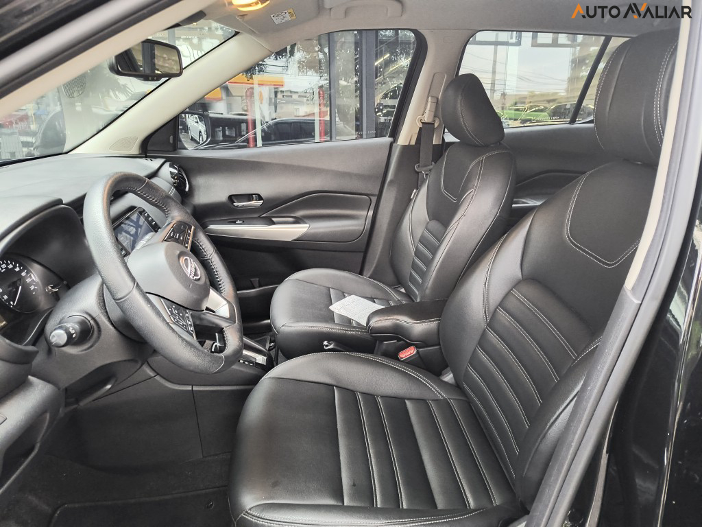 NISSAN KICKS 1.6 EXCLUSIVE 16V FLEX AUT.