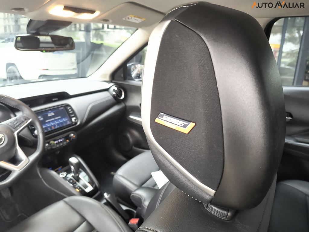 NISSAN KICKS 1.6 EXCLUSIVE 16V FLEX AUT.