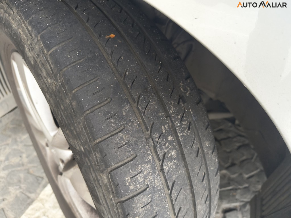 HYUNDAI HB20 1.6 PREMIUM 16V FLEX 4P AUTOMATICO