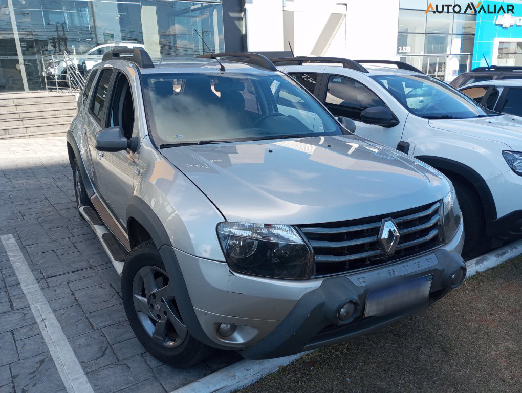 RENAULT DUSTER 2.0 DYNAMIQUE 4X2 16V FLEX 4P AUTOMATICO