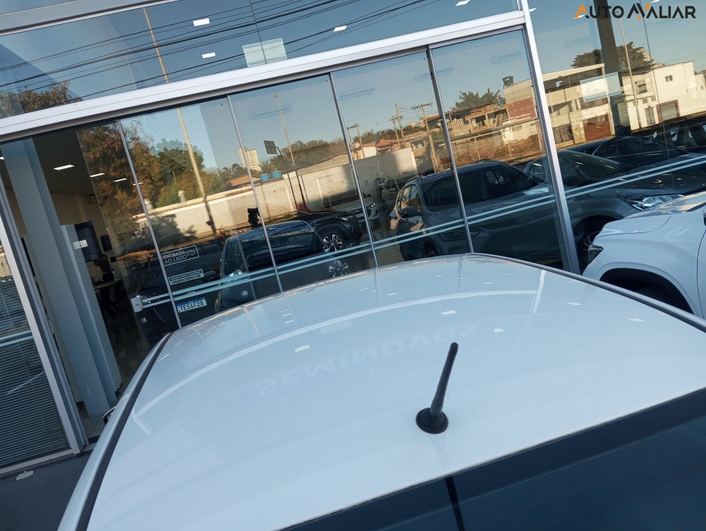 VOLKSWAGEN VOYAGE 1.6 MI CITY 8V FLEX 4P MANUAL