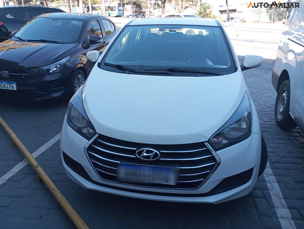 HYUNDAI HB20S 1.6 COMFORT PLUS 16V FLEX 4P AUTOMATICO