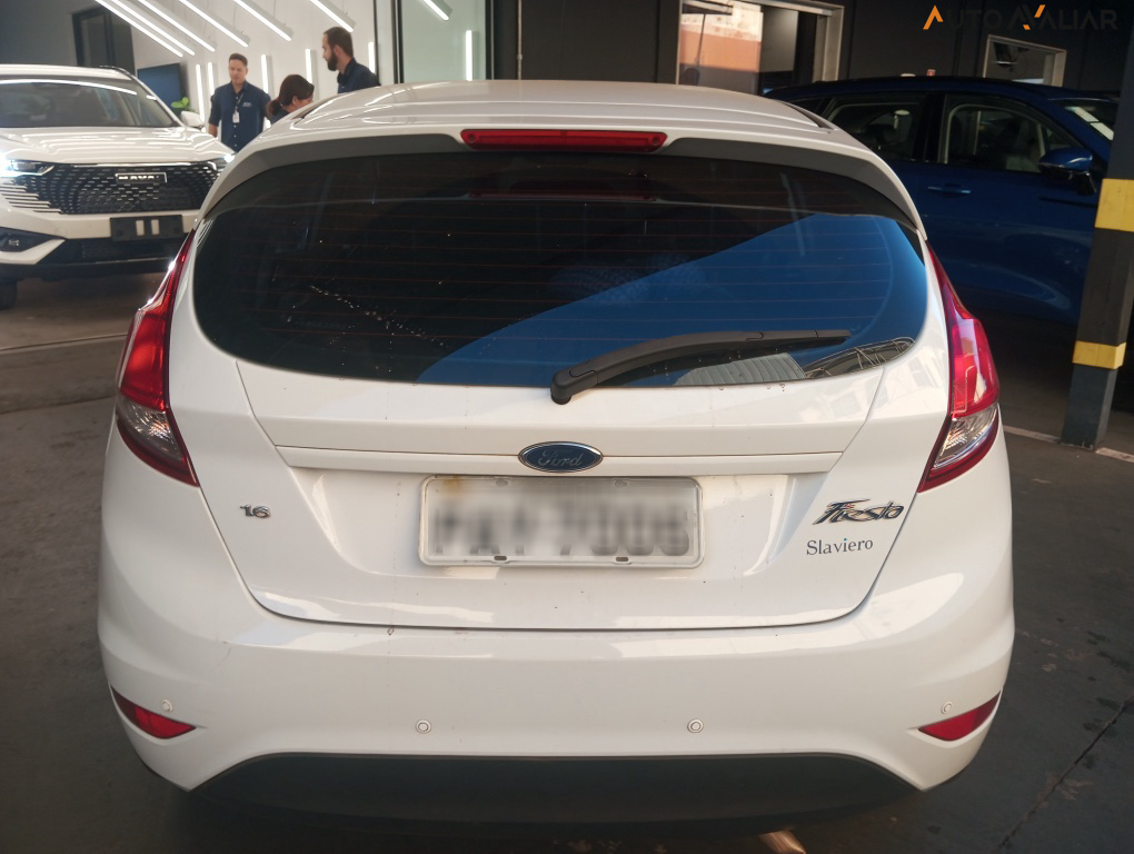 FORD FIESTA 1.6 SE HATCH 16V FLEX 4P MANUAL