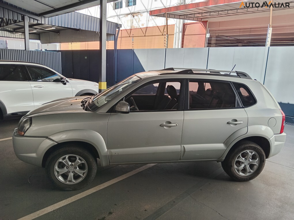 HYUNDAI TUCSON 2.0 MPFI GLS 16V 143CV 2WD FLEX 4P AUTOMATICO