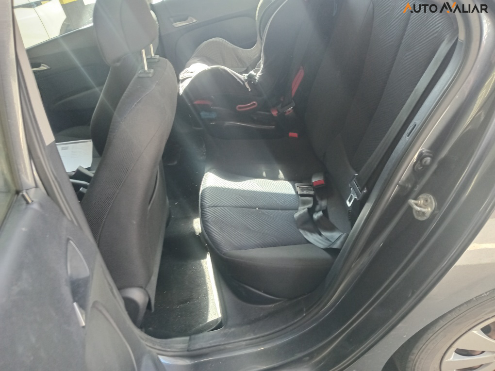 HYUNDAI HB20 1.6 COMFORT 16V FLEX 4P MANUAL
