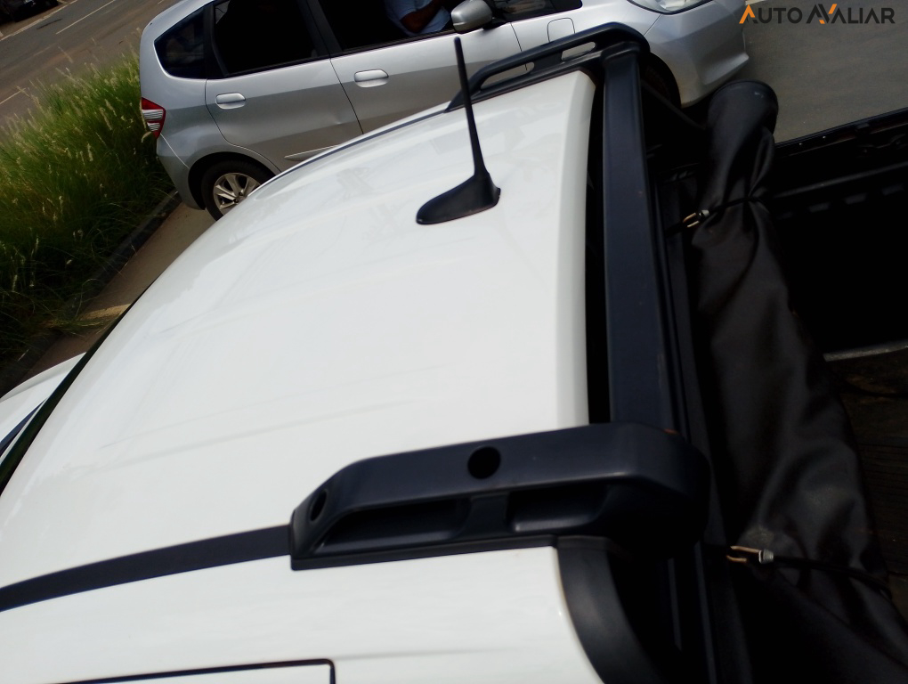 FIAT STRADA 1.3 FIREFLY FLEX FREEDOM CS MANUAL