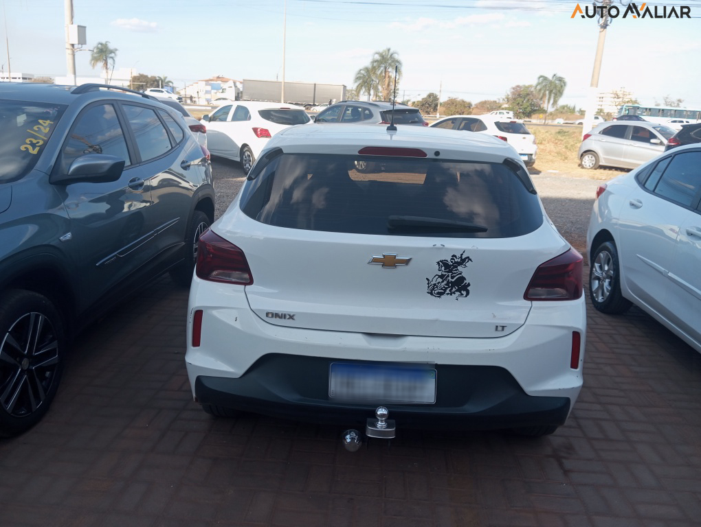 CHEVROLET ONIX 1.0 FLEX LT MANUAL
