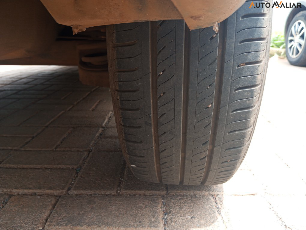 RENAULT CLIO 1.6 PRIVILEGE SEDAN 16V FLEX 4P MANUAL