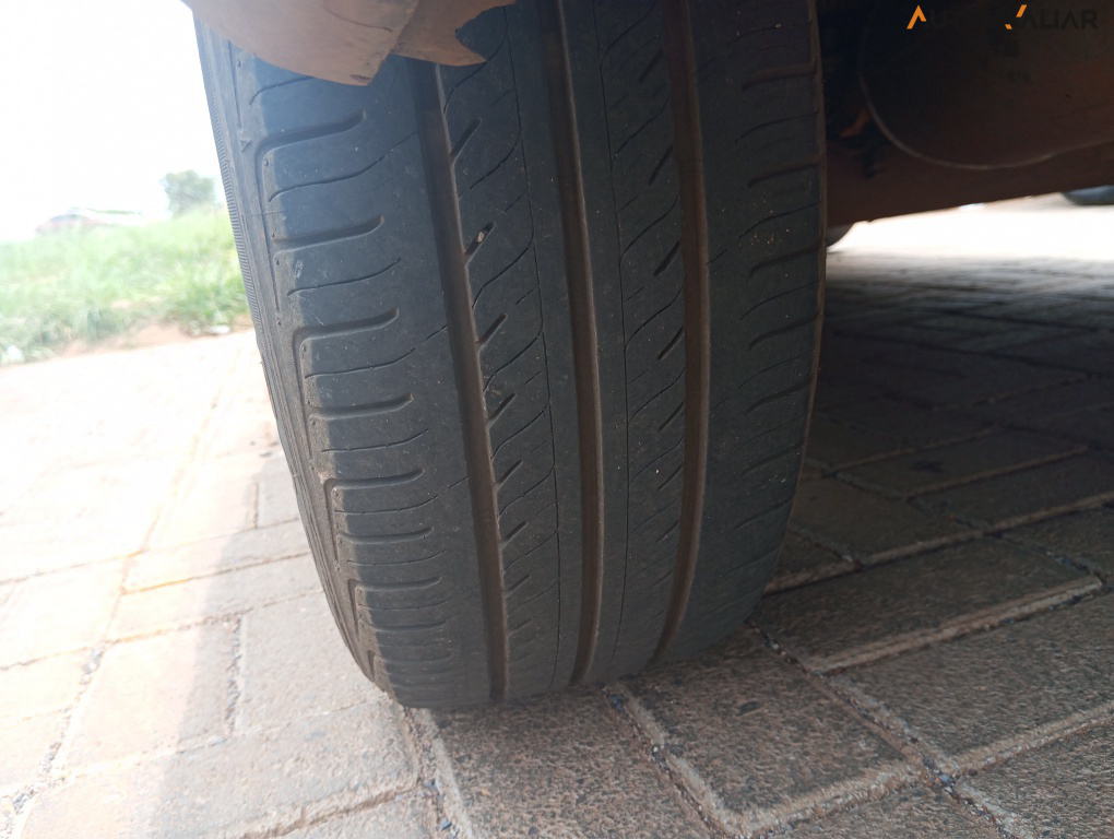 RENAULT CLIO 1.6 PRIVILEGE SEDAN 16V FLEX 4P MANUAL