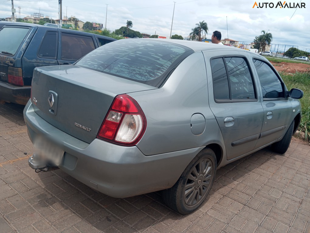 RENAULT CLIO 1.6 PRIVILEGE SEDAN 16V FLEX 4P MANUAL