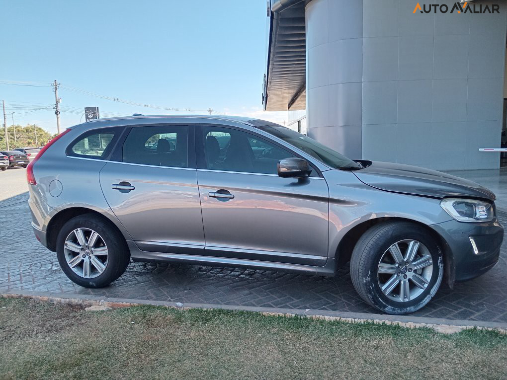 VOLVO XC60 2.0 T5 KINETIC GASOLINA 4P AUTOMATICO