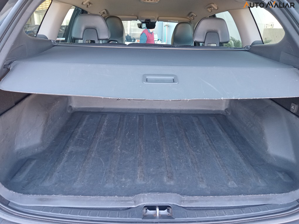VOLVO XC60 2.0 T5 KINETIC GASOLINA 4P AUTOMATICO