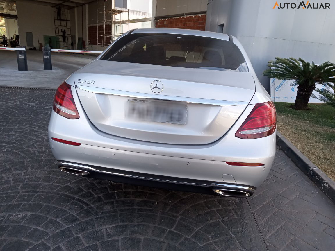 MERCEDES-BENZ E 250 2.0 CGI GASOLINA EXCLUSIVE 9G-TRONIC