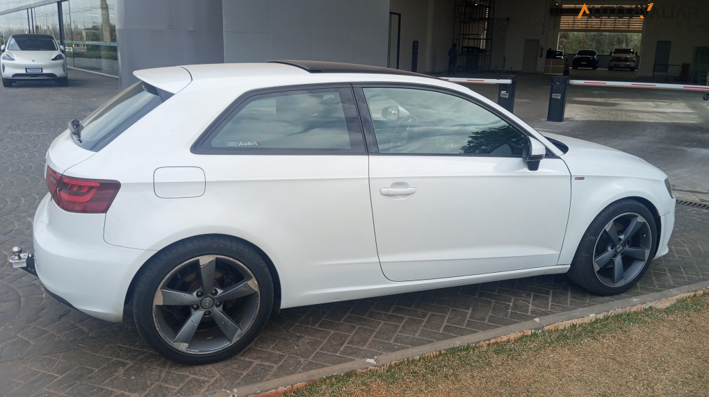 AUDI A3 1.8 TFSI SPORT 16V GASOLINA 2P S-TRONIC