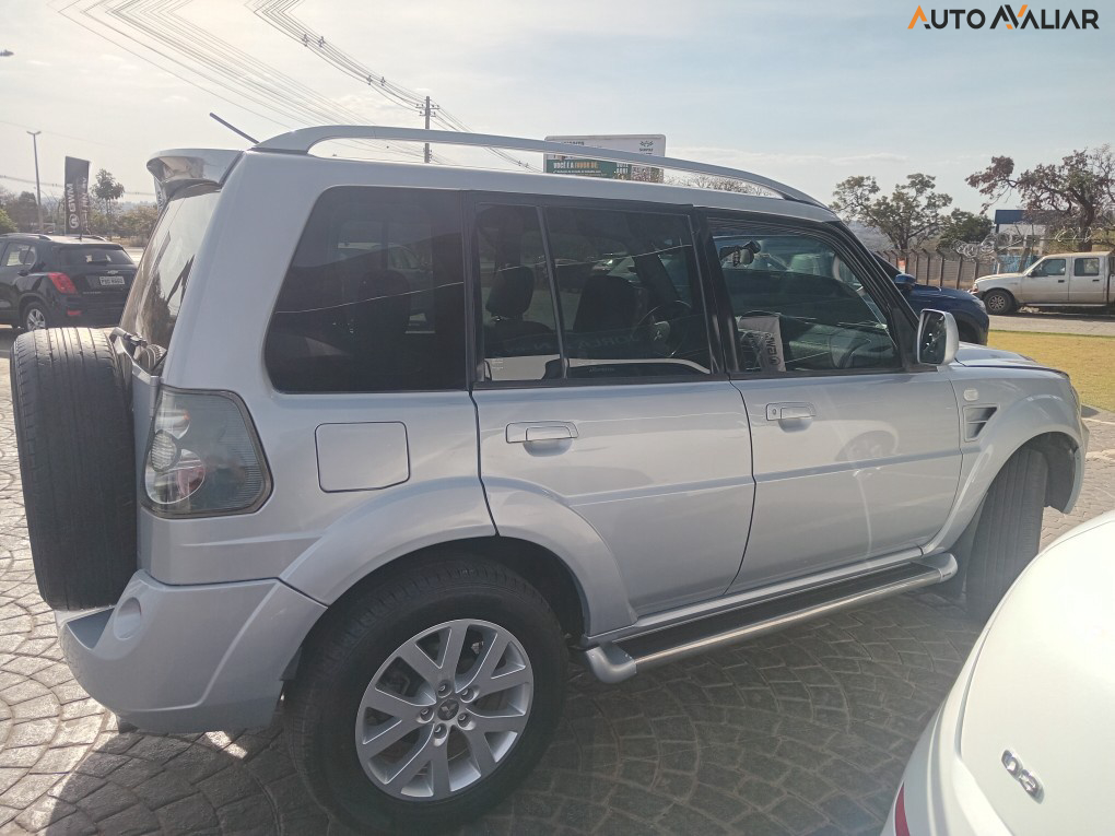 MITSUBISHI PAJERO TR4 2.0 4X4 16V 140CV FLEX 4P AUTOMATICO