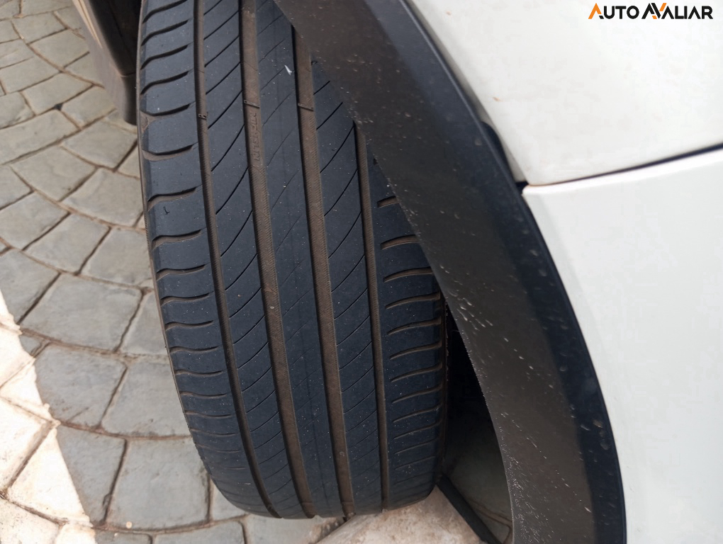 HONDA HR-V 1.8 16V FLEX TOURING 4P AUTOMATICO